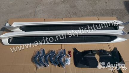 Пороги белые с подсветкой Land Cruiser 200
