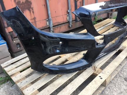 Передний бампер Mercedes w218 CLS Amg