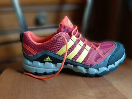 Кроссовки Adidas