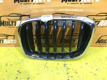 Решетка радиатора передняя левая Bmw X3 G01