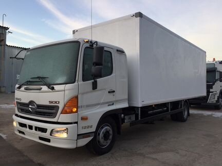 Hino 500 Фургон промтоварный (12т)
