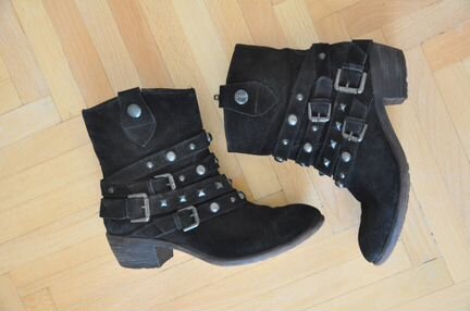 Ботильоны, сапогии, ботинки carnaby новые