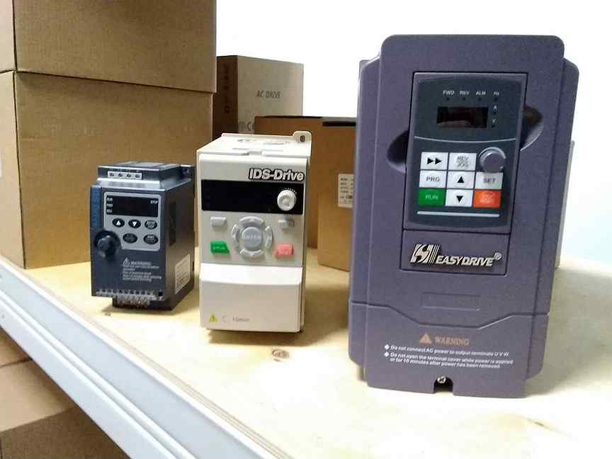Частотник ids drive. Частотный преобразователь ids drive m302t4b. Преобразователь частоты ids drive z222t4bk. Частотный преобразователь ids drive m751t4b. 5kw.