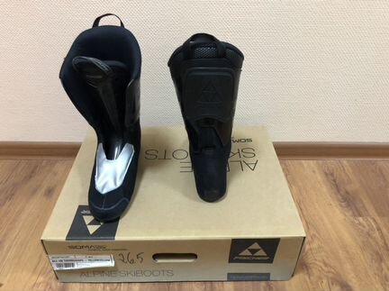 Горнолыжные ботинки Fischer RC4 100 thermoshape