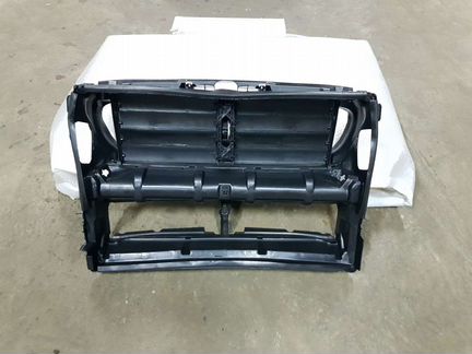 Воздуховод с управляемыми заслонками BMW 5 F10 F18