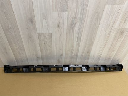 Направляющая заднего бампера vw polo sedan 10-20