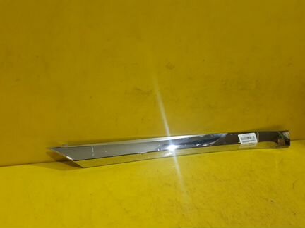 Молдинг крыла заднего правого Bentley Continental