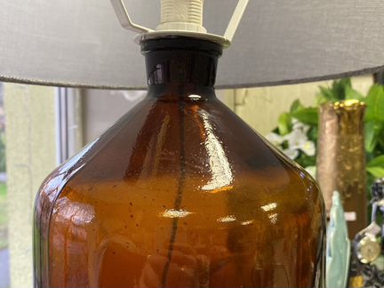 Лампа настольная из антикварной бутылки
