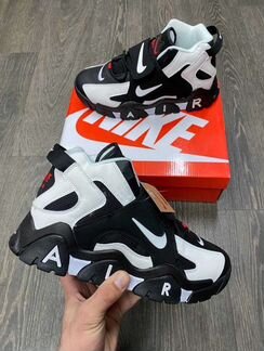 Nike Air Barrage Mid