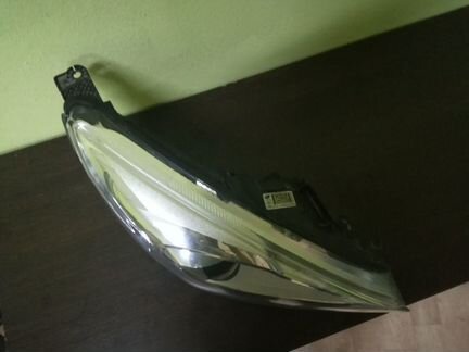 Фара focus3 ксенон правая