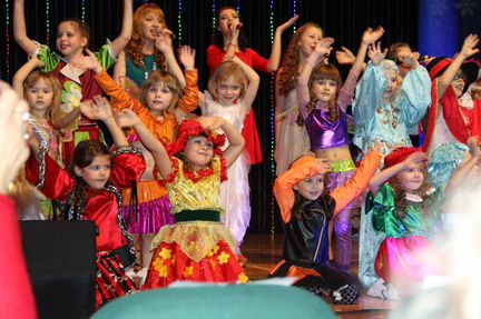 Карнавальные концертные костюмы напрокат