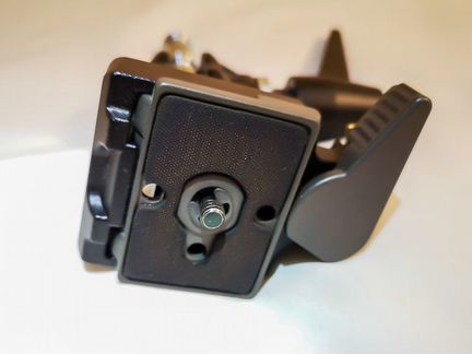 Поворотный шарнир Manfrotto 155RC с площадкой