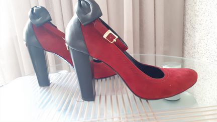 Туфли на каблуке