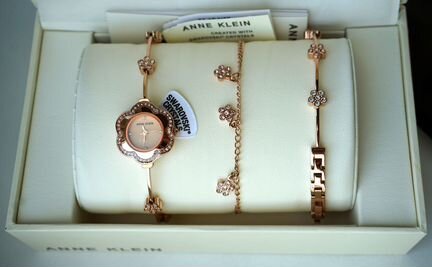 Часы наручные женские Anne Klein 3182rgst (США)