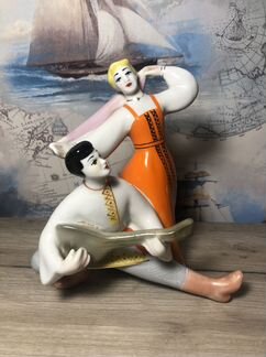 Фарфоровая статуэтка Русский танец